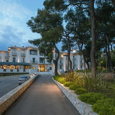 Ξενοδοχείο Domotel Kastri 4*